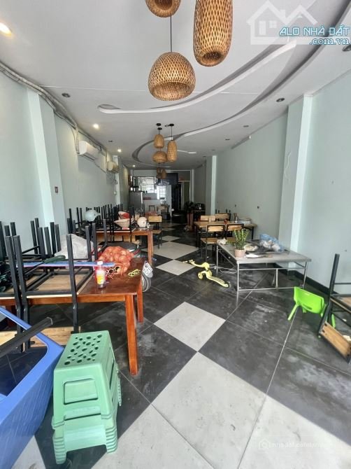 Bán nhà riêng: Nợ bank cần thanh khoản gấp nhà Thủy Hoa bờ kè view Trung Quốc