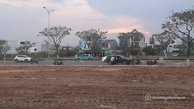 Bán đất thổ cư: Lô đẹp giá tốt Bình Long Bình Phước 110m² SHR full thổ cư chỉ 1,