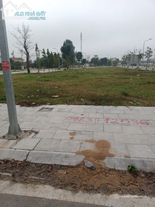 Bán đất thổ cư: Bán lô đất Khu dân cư Hải Hà,Thị trấn Tân Phong,Quảng Xương, Tha