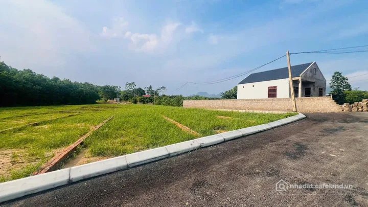 Bán đất thổ cư:  CHỦ NGỘP THỞ – BÁN GẤP LÔ ĐẤT NGAY TRUNG TÂM AN BÌNH (HƠN 100T