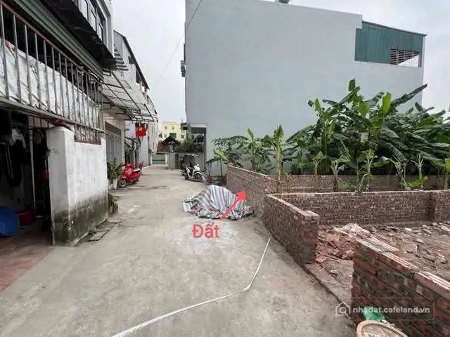 Bán đất thổ cư: Bán Đất 65m² thổ cư 65m² giá 7,9 tỷ tại thôn Lại Đà Đông Hội Xã 