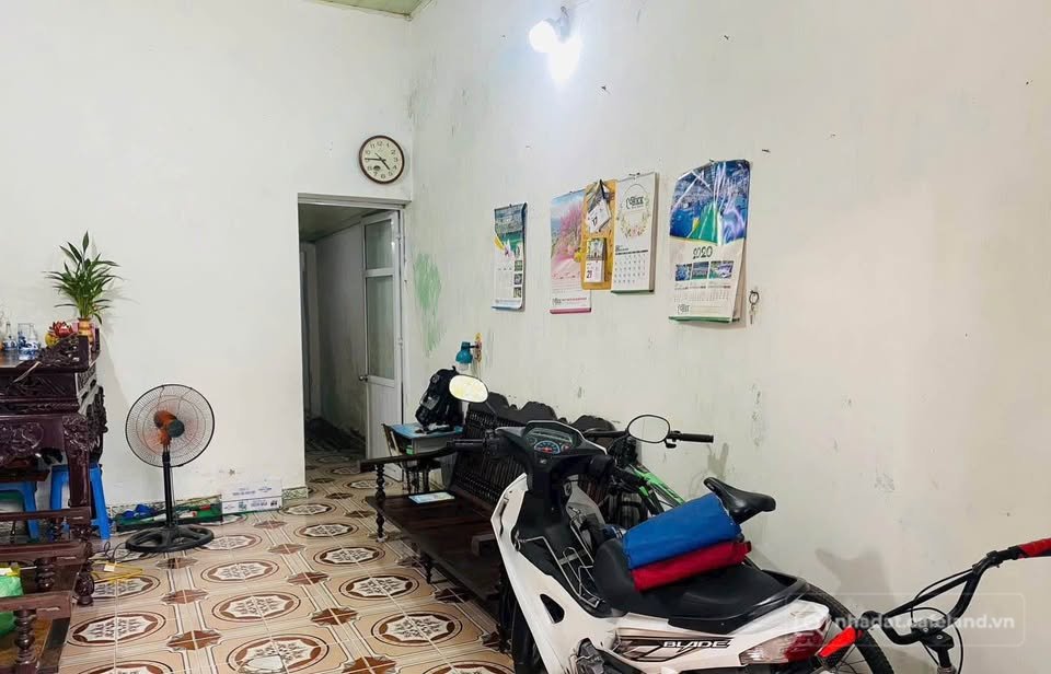 Bán nhà riêng: Bán nhà cấp 4 53m² tại Tổ 4, Quỳnh Lâm, Thành phố Hòa Bình, ô tô 
