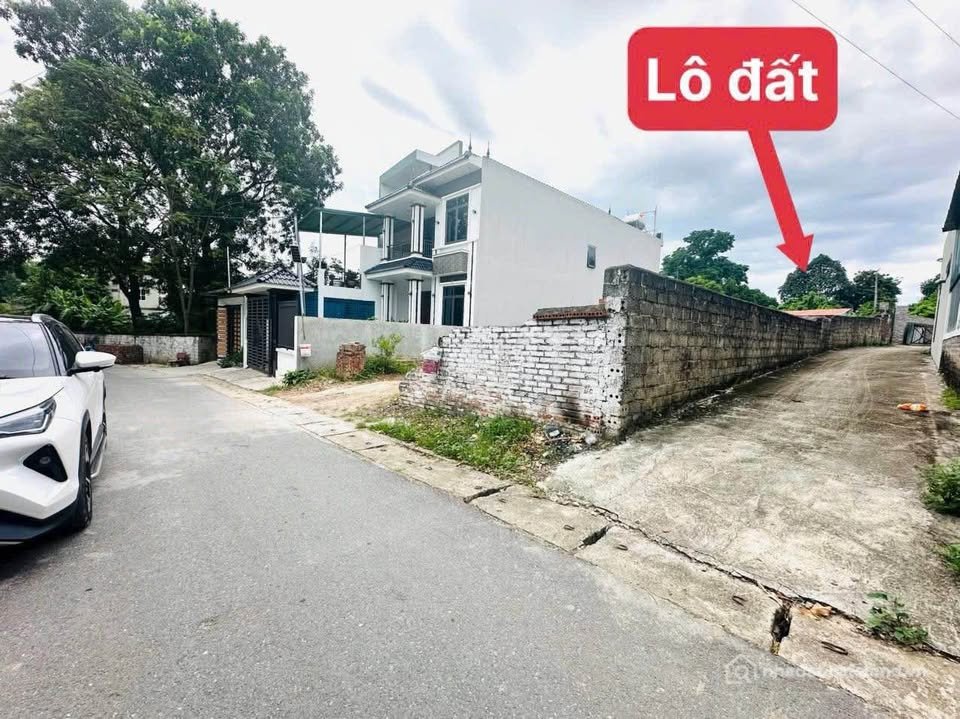 Bán đất thổ cư: Đất Vĩnh Phúc 75m2 mặt tiền 7m, giá hời, gần KCN - Chốt nhanh kẻ