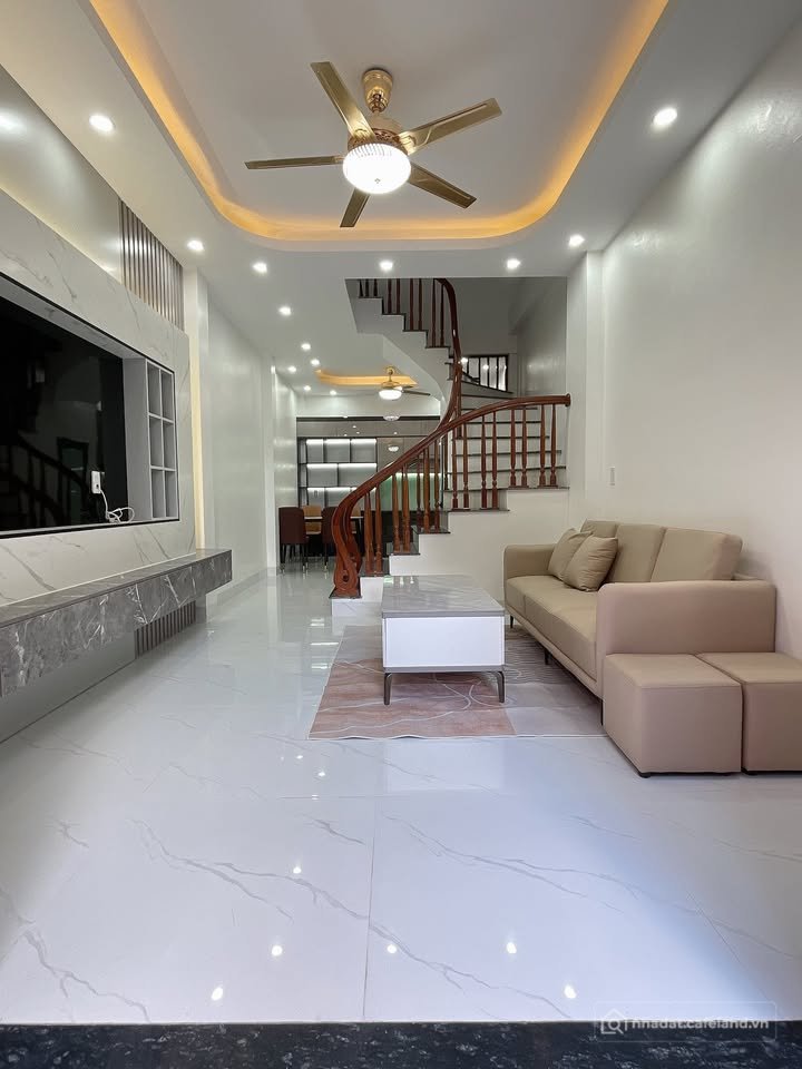 Bán nhà riêng: Siêu phẩm nhà 3 tầng Trần Lãm - Ngõ oto - 2.3 tỷ