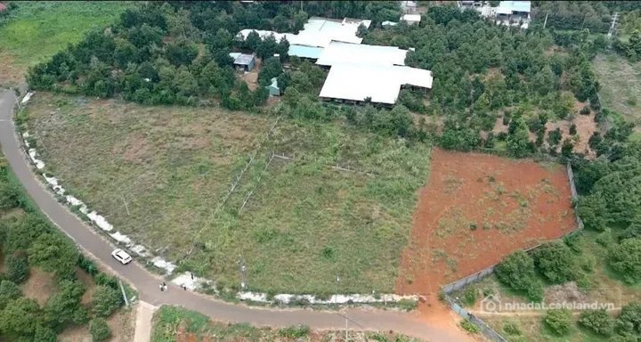 Bán đất thổ cư: Bán Đất 200m2 có sẵn 80 m2 thổ cư giá 1.2 tỷ tại - Chọn - - Chọn