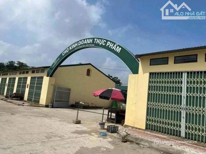 Bán đất thổ cư: Ô đất 2 mặt tiền ngay Chợ Hương Nộn, vị trí Vip giá đầu tư