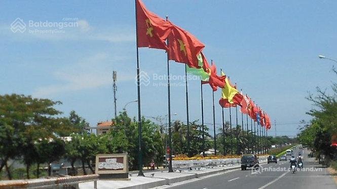 Bán kho, nhà xưởng: Bán đất ở đường hoàng sa, 25 tỷ, 1100m2, mặt tiền 20m, tiện 