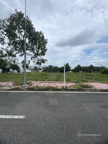 Bán đất thổ cư: Đất nền 148m2 (6x25) Idico 2, sát bên Aeon Tân An, phường 6, TP 