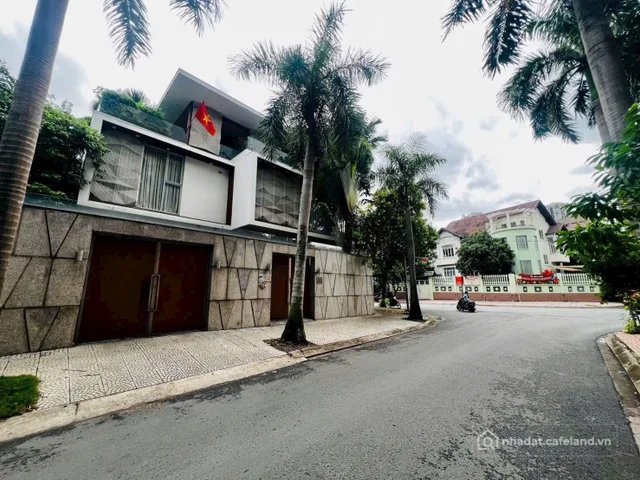 Bán đất thổ cư: Bán Đất 171.2m2 có sẵn 100 m2 thổ cư giá 2 tỷ tại Phường Hắc Dịc