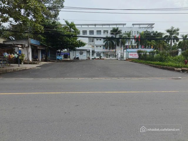 Bán đất thổ cư: Đất Đẹp Vĩnh An Cũ Giá Mềm, Hơn 645m² Chỉ 520 Triệu