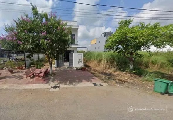 Bán đất thổ cư: Nền mặt tiền trục chính khu dân cư Phước Yên B đối diện công khu