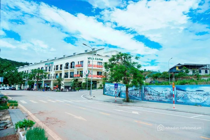 Bán đất thổ cư: Bán Đất 100m2 có sẵn 100 m2 thổ cư giá 1.66 tỷ tại Đường Nguyễn 