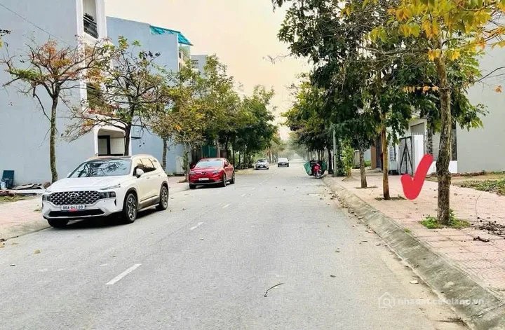 Bán đất thổ cư: Mình cần bán nhanh lô đất đẹp KĐT Nam Vĩnh Yên giai đoạn 1 sẵn s