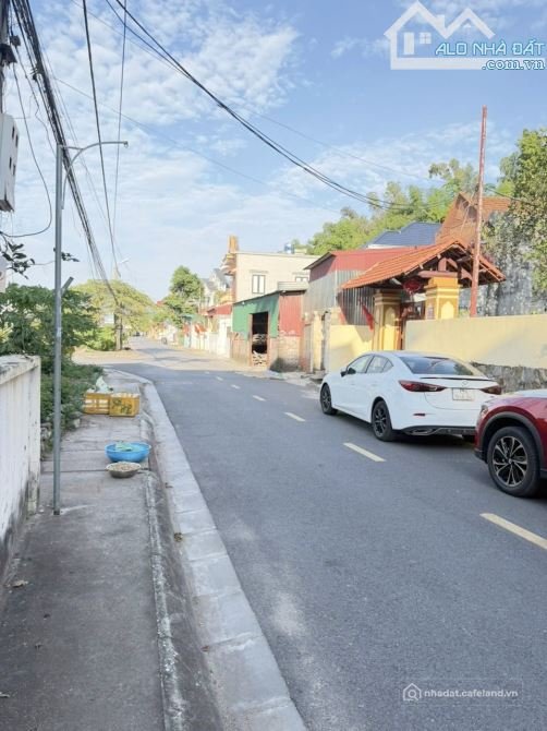 Bán đất thổ cư: Cần bán lô đất 60m2 ngang 4,5m mặt đường Suối Rồng,Đồ Sơn giá ch