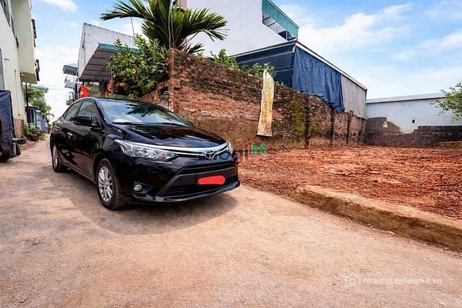 Bán đất thổ cư: Cần tiền bán gấp lô đất 63,9 m2 mặt tiền hơn 4m.  Xã Tân Phú, Qu