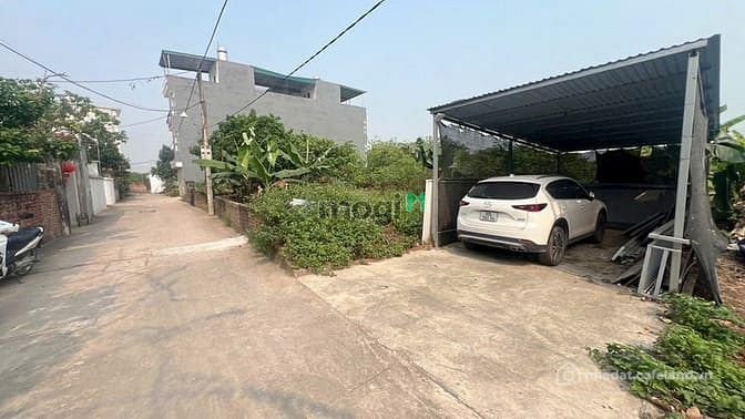 Bán đất thổ cư: Bán Hoa Hậu, Tân Phú - Quốc Oai, 46m2 mt 4,2.Ô tô tránh, chỉ hơn