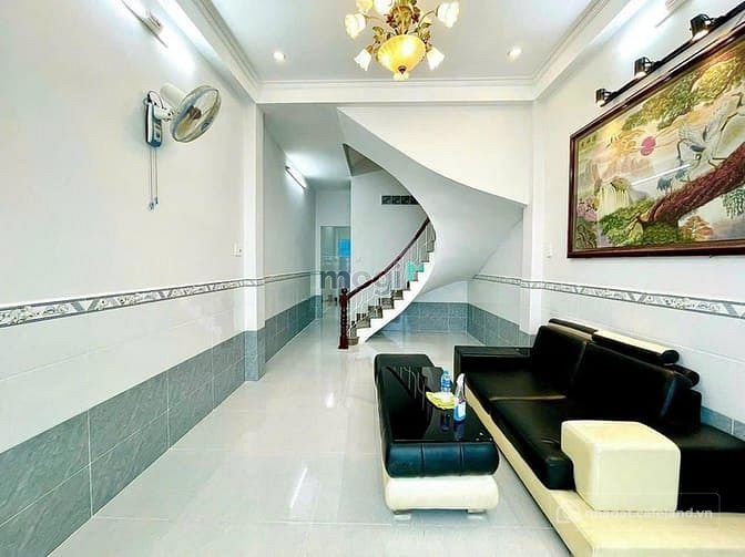 Bán nhà riêng: Nhà đẹp Bến Vân Đồn Q.4 3,5mx13m 3PN 4WC Có Sổ hồng công chứng nh
