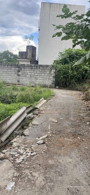 Bán đất thổ cư:  RẺ BẤT NGỜ CÁCH VIN 3km lô góc gần quốc lộ 1A mà CHỈ 2 tỷ 050t