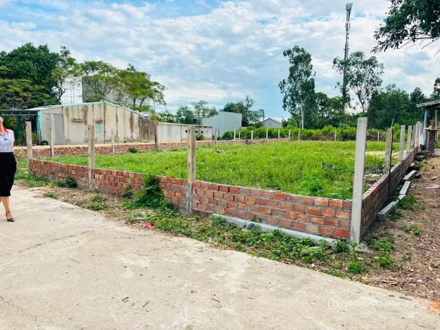 Bán đất thổ cư: Bán Đất 200m2 có sẵn 200 m2 thổ cư giá 1.2 tỷ tại Đường ĐT 605