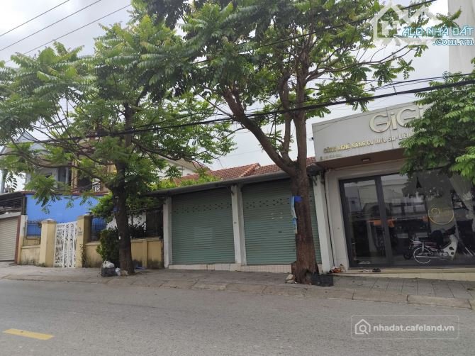 Bán đất thổ cư: Bán đất đường Hàm Nghi tặng nhà cấp 4 và 2 kiot mới tinh cho thu