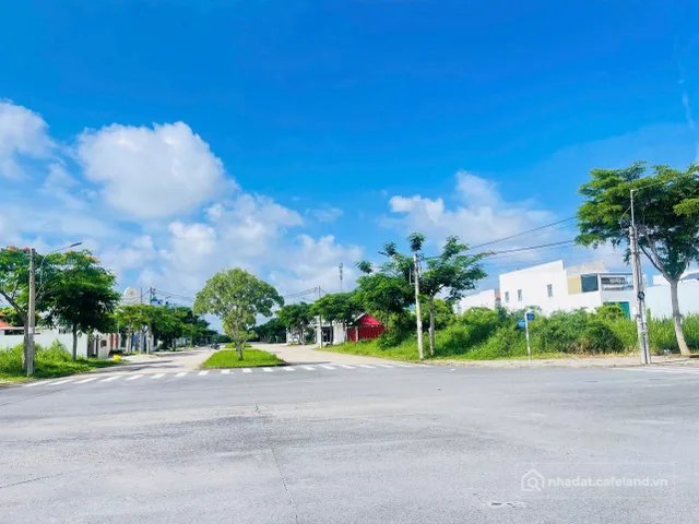Bán đất thổ cư: Bán Đất 100m2 có sẵn 100 m2 thổ cư giá 131 triệu tại đường nội b
