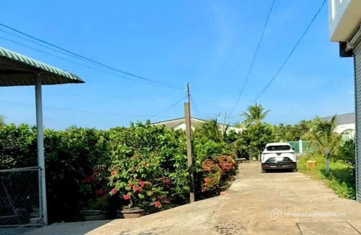 Bán nhà riêng: BánSIÊU PHẨM NHÀ 2 TẦNG LONG HOÀ A - ĐẠO THẠNH, MỸ THO. CHƯA DẾN 
