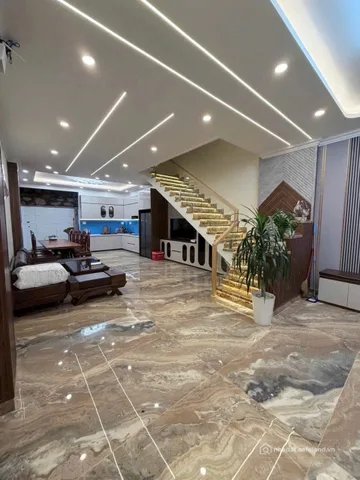 Cho thuê nhà riêng: Nhà nguyên căn cho thuê kinh doanh hoặc ở nhà mới 5 phòng ng
