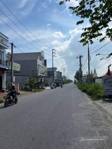 Bán đất thổ cư: Bán Đất 100m2 có sẵn 100 m2 thổ cư giá 3.55 tỷ tại - Chọn - Xã T