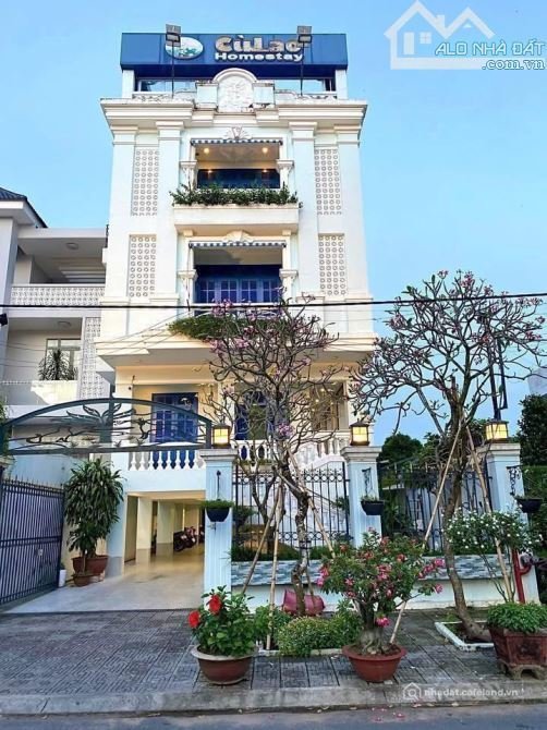 Bán nhà hàng - Khách sạn: Bán nhà hàng - Khách sạn: Bán nhà hàng - Khách sạn: Bá