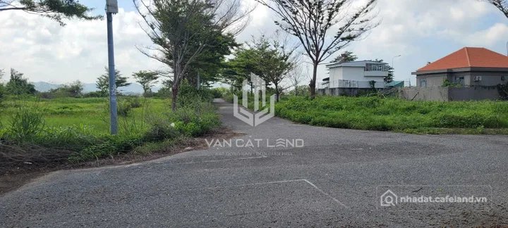 Bán đất thổ cư:  BÁN ĐẤT BIỆT THỰ CĂN GÓC 2 MẶT TIỀN KĐT SÔNG CÂY KHẾ – TP. VŨN