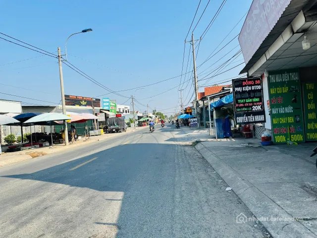 Bán đất thổ cư: Bán Đất 500m2 giá 365 triệu tại Đường Tỉnh lộ 816 Xã Thạnh Hòa H