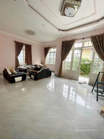 Bán nhà riêng: Bán Nhà riêng 70m2 giá 3 tỷ750 Sổ riêng xây dựng, đường Bạch Đằng