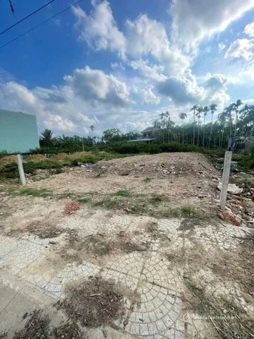 Bán đất thổ cư: Bán đất mặt tiền ĐH8 Cẩm Kim Làm việc trực tiếp giá tốt !!!