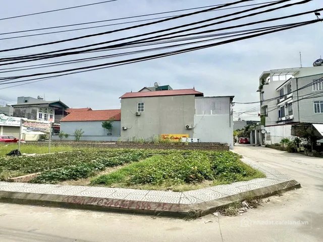 Bán đất thổ cư: Bán Đất 160m2 có sẵn 100 m2 thổ cư giá 580 triệu tại - Chọn - Xã