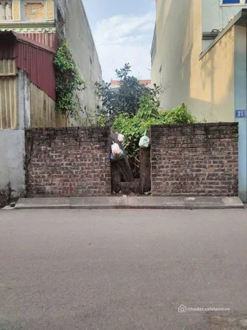 Bán đất thổ cư: Bán Đất 200m2 có sẵn 200 m2 thổ cư giá 750 triệu tại - Chọn - Xã