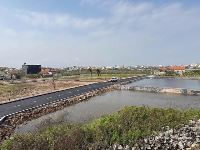 Bán đất thổ cư: cần bán lô đất cạnh KCN Vsip 200m2 giá 1 tỷ hơn