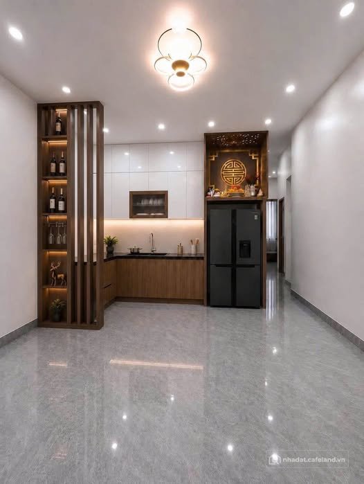 Bán nhà riêng: Nhà riêng trung tâm thành phố Yên Bái, diện tích 72m2, ô tô đỗ cử
