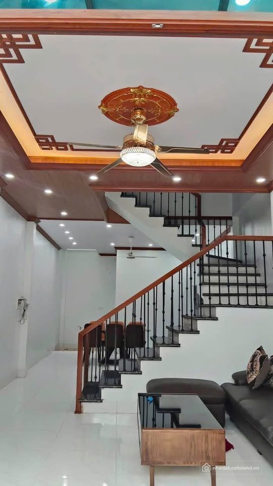 Bán nhà riêng: Nhà 2 tầng xinh xắn tại Kim Bảng, dọn vào ở ngay, giá cực yêu