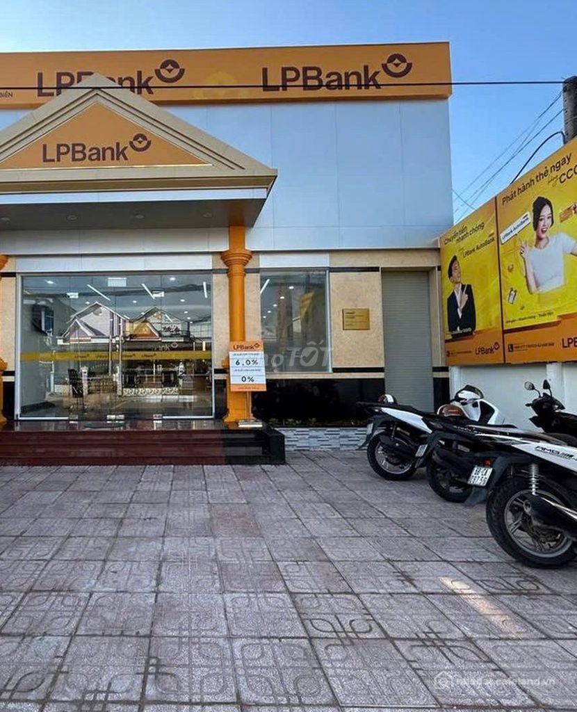 Bán nhà riêng: Nhà mặt tiền QL 63 An Biên đang cho ngân hàng thuê