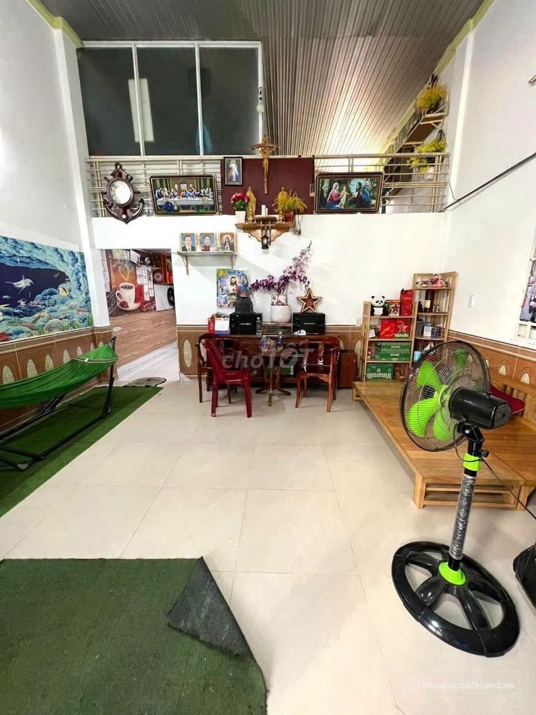 Biệt thự: Nhà Sổ riêng kế chợ Phú Phong, 50m², 2.379 tỷ