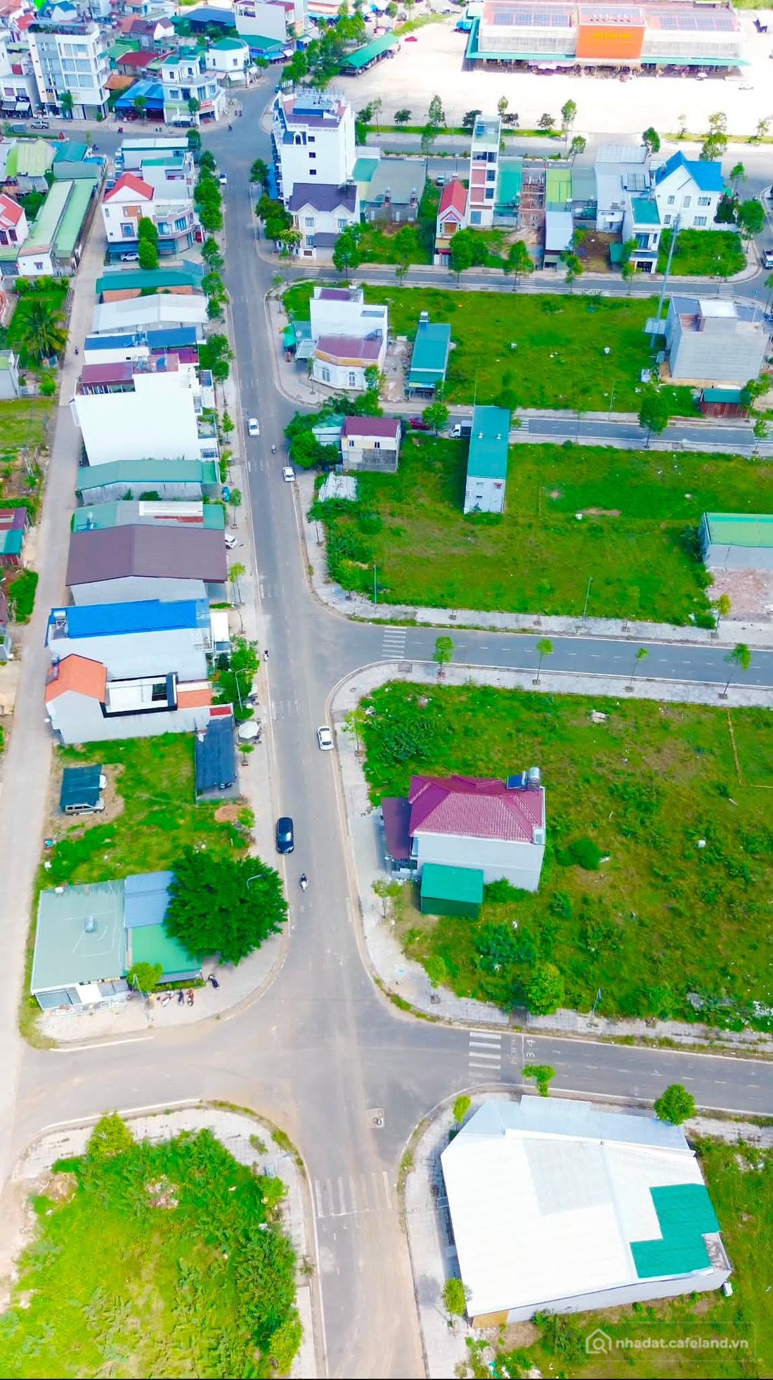 Bán đất thổ cư: Sở hữu ngay lô đất đẹp trung tâm thương mại Đinh Văn, Lâm Hà, gi