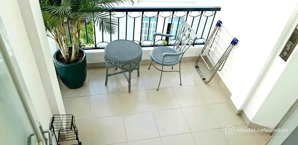 Bán nhà riêng: Toà căn hộ 6 tầng tại Tuệ Tĩnh, Nha Trang, đẹp cổ điển bên bờ biể