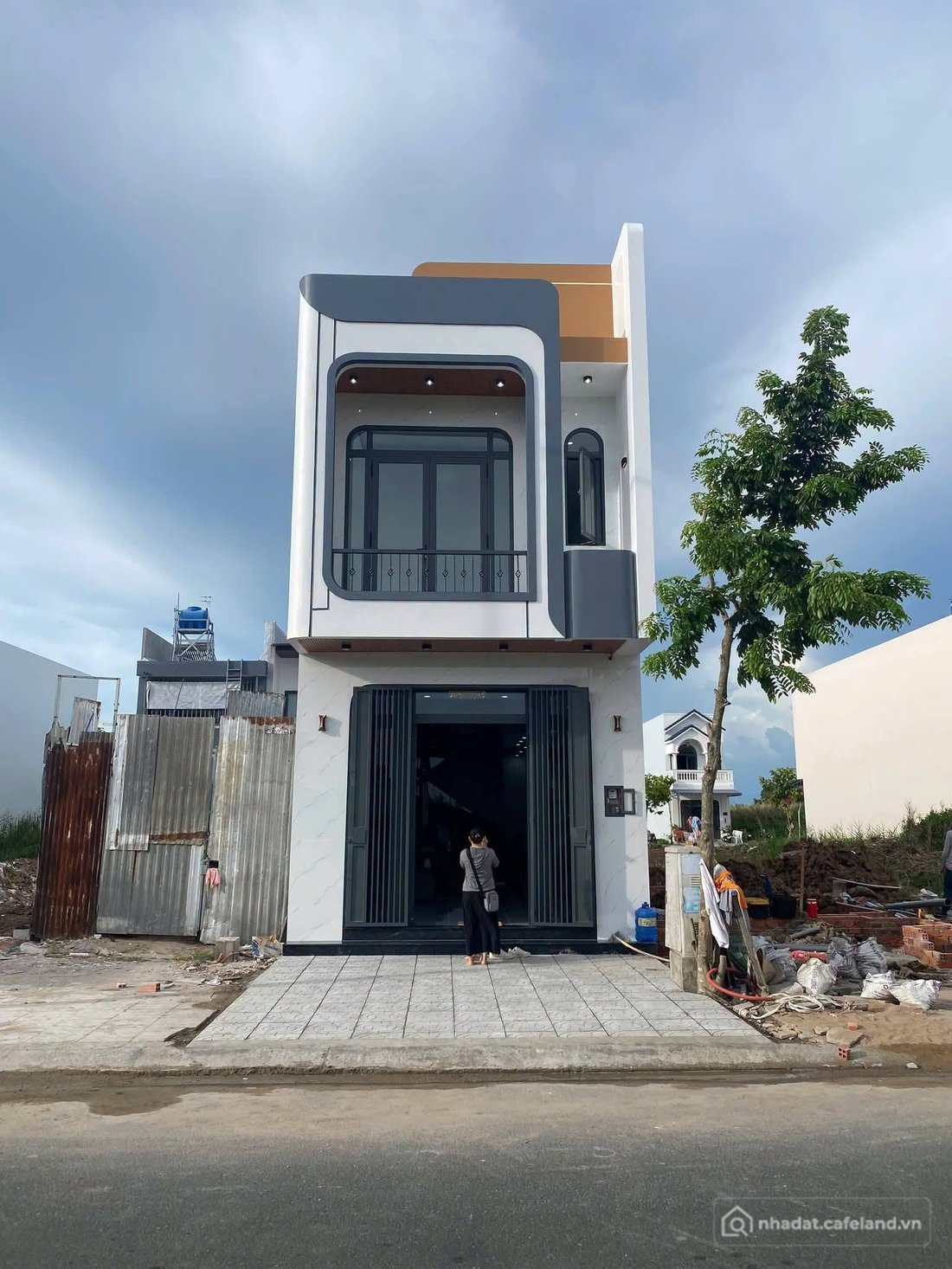 Bán nhà riêng: Nhà phố hiện đại tại khu đô thị Tây Bắc, Rạch Giá, không gian sốn
