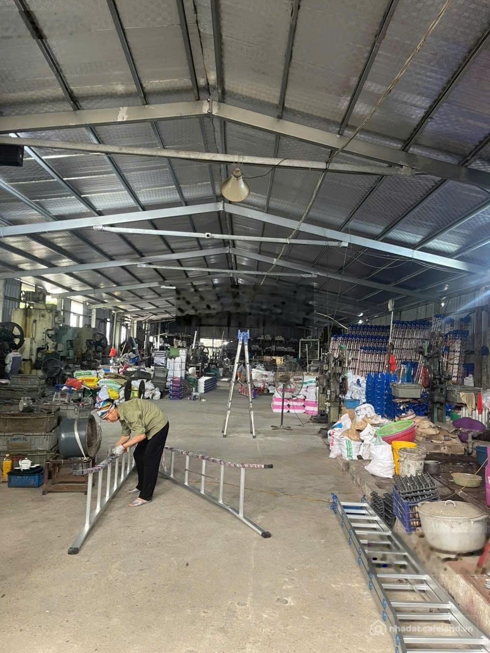 Nhà kho - Xưởng: Cho thuê kho xưởng giá rẻ 1100m2 Hồng Vân, Thường Tín, Hà Nội