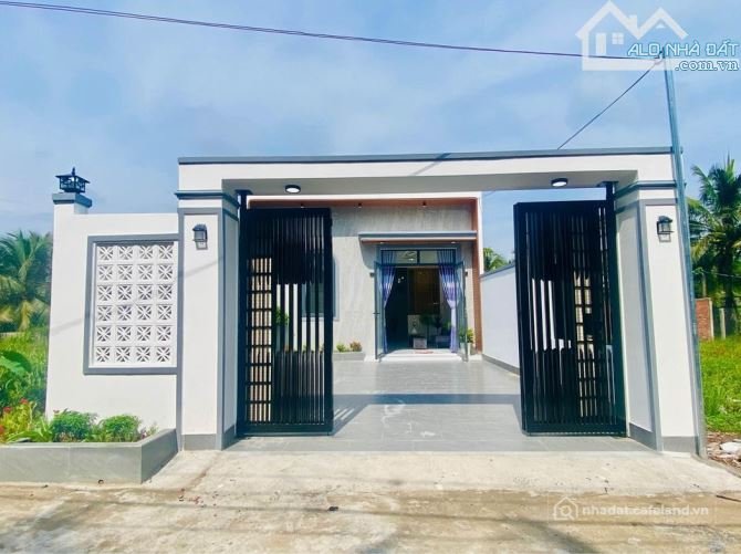 Bán nhà riêng: Nhà cấp 4, Ngay Ngã Tư An Bình, 117m2, SHR, Giá 730 Triệu.