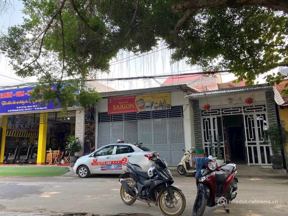 Bán nhà riêng: Sở hữu mặt phố Lý Tự Trọng, Vĩnh Yên - Tầm nhìn hướng hồ Đầm Chúa