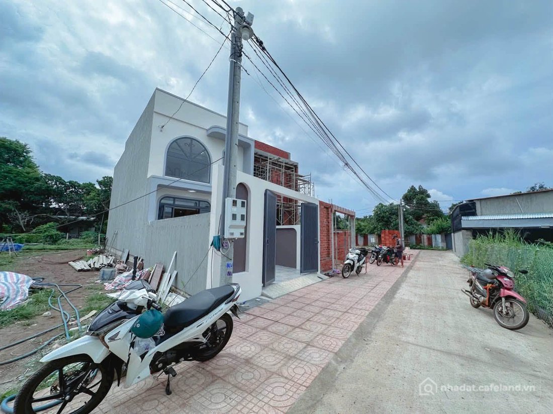 Bán nhà riêng: Nhà đẹp như mơ tại Bàu Trâm, Long Khánh, dọn vào ở ngay