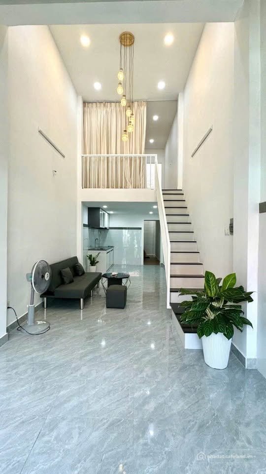 Bán nhà riêng: Nhà Bà Điểm, 3m x 14m, 3 phòng ngủ, hẻm ô tô, giá 3,2 tỷ