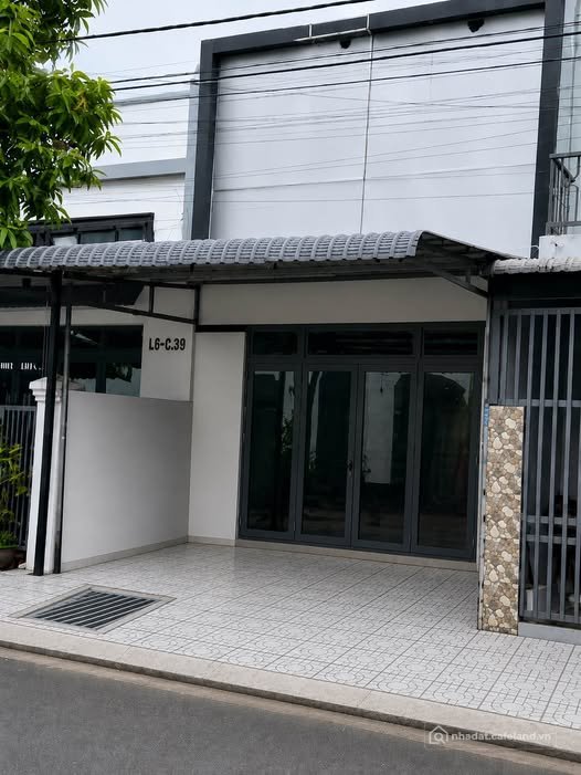 Bán đất thổ cư: Bán đất thổ cư tại khu tái định cư Vinh Quang, Kiên Giang