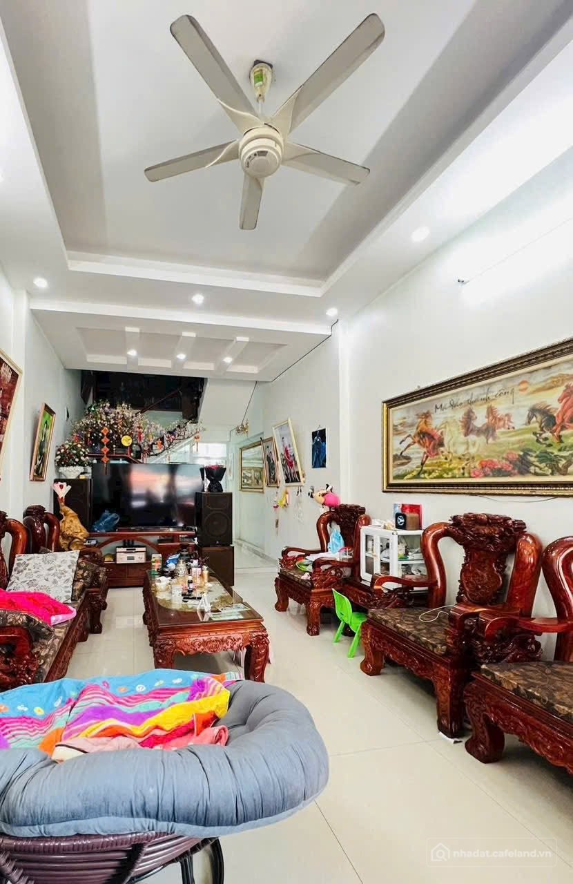 Nhà phố: Cho thuê nhà 4 tầng mặt đường Đinh Tiên Hoàng, Đông Nam Cường, 68m2, 4 